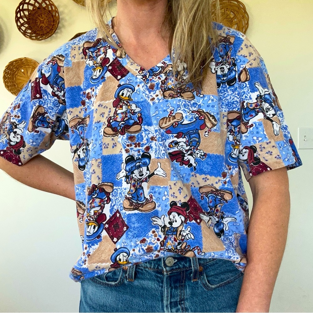 VTG Disney Mickey Unlimited •M• Hip Hop Patchwork Boxy V-Neck